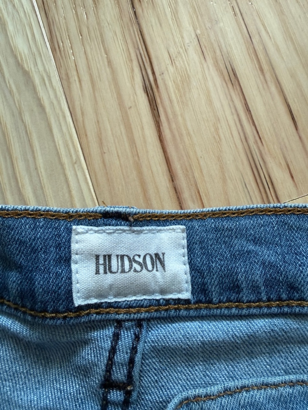 Hudson Jeans Light Blue Distressed Frayed Hem Denim Shorts - Picture 2 of 9